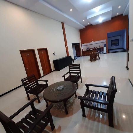 999 Khs 2 Homestay Gilimanuk Bagian luar foto