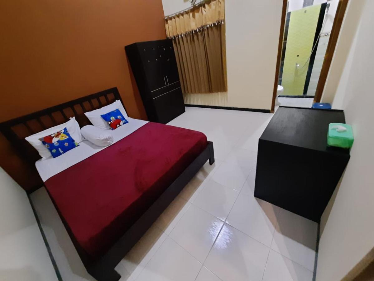 999 Khs 2 Homestay Gilimanuk Bagian luar foto