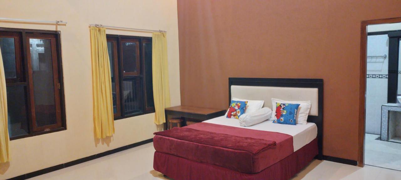 999 Khs 2 Homestay Gilimanuk Bagian luar foto