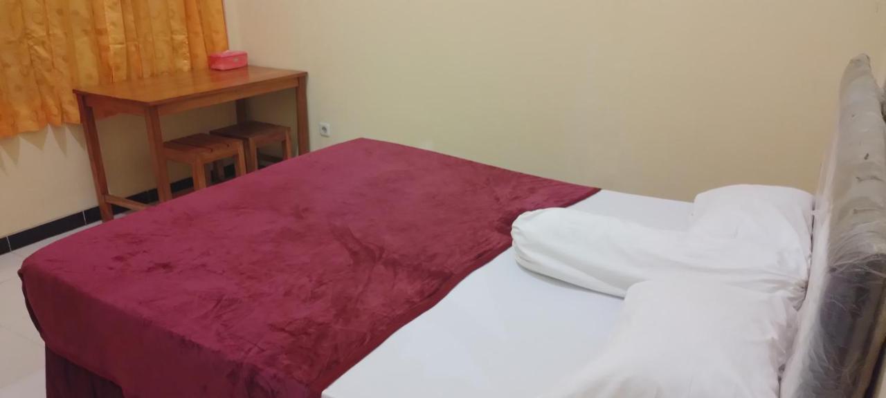 999 Khs 2 Homestay Gilimanuk Bagian luar foto