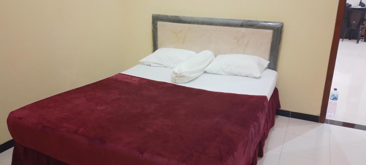 999 Khs 2 Homestay Gilimanuk Bagian luar foto