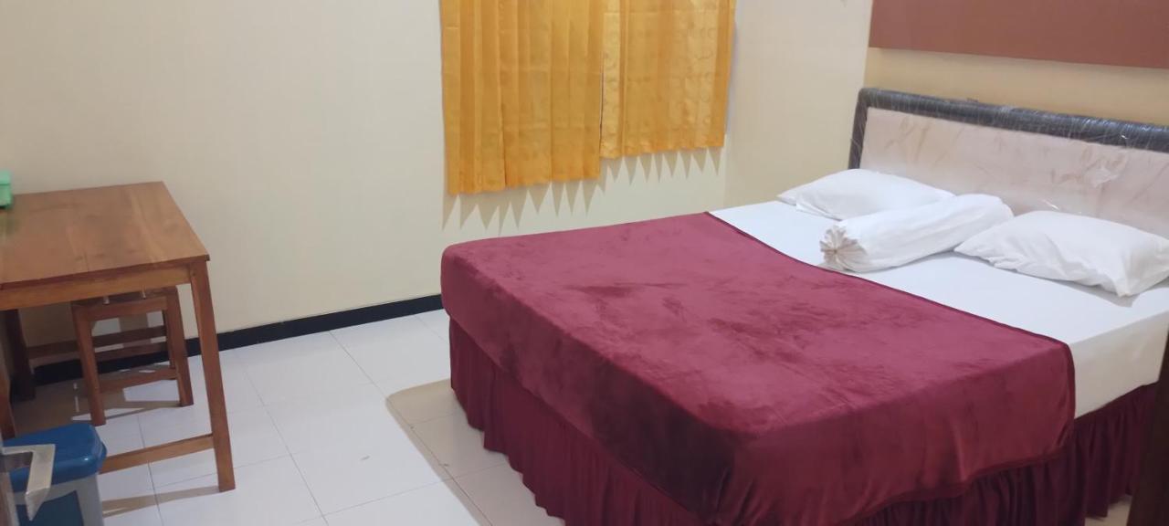 999 Khs 2 Homestay Gilimanuk Bagian luar foto