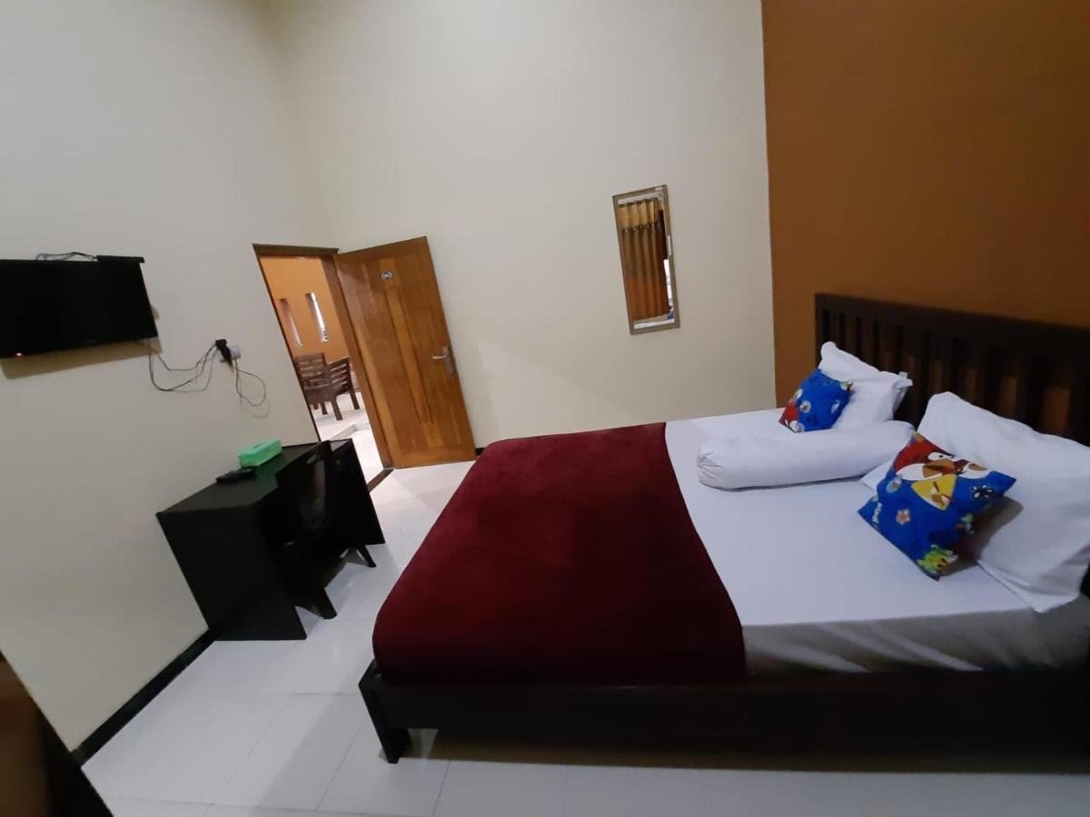 999 Khs 2 Homestay Gilimanuk Bagian luar foto
