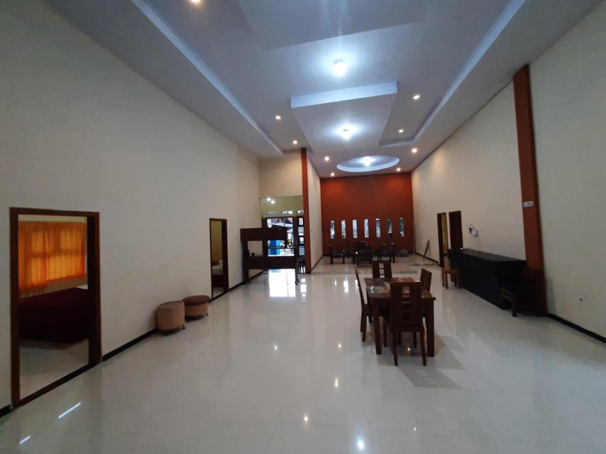 999 Khs 2 Homestay Gilimanuk Bagian luar foto