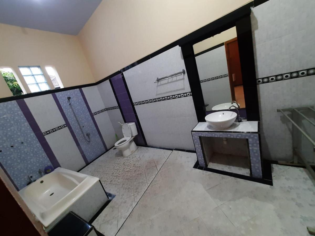 999 Khs 2 Homestay Gilimanuk Bagian luar foto