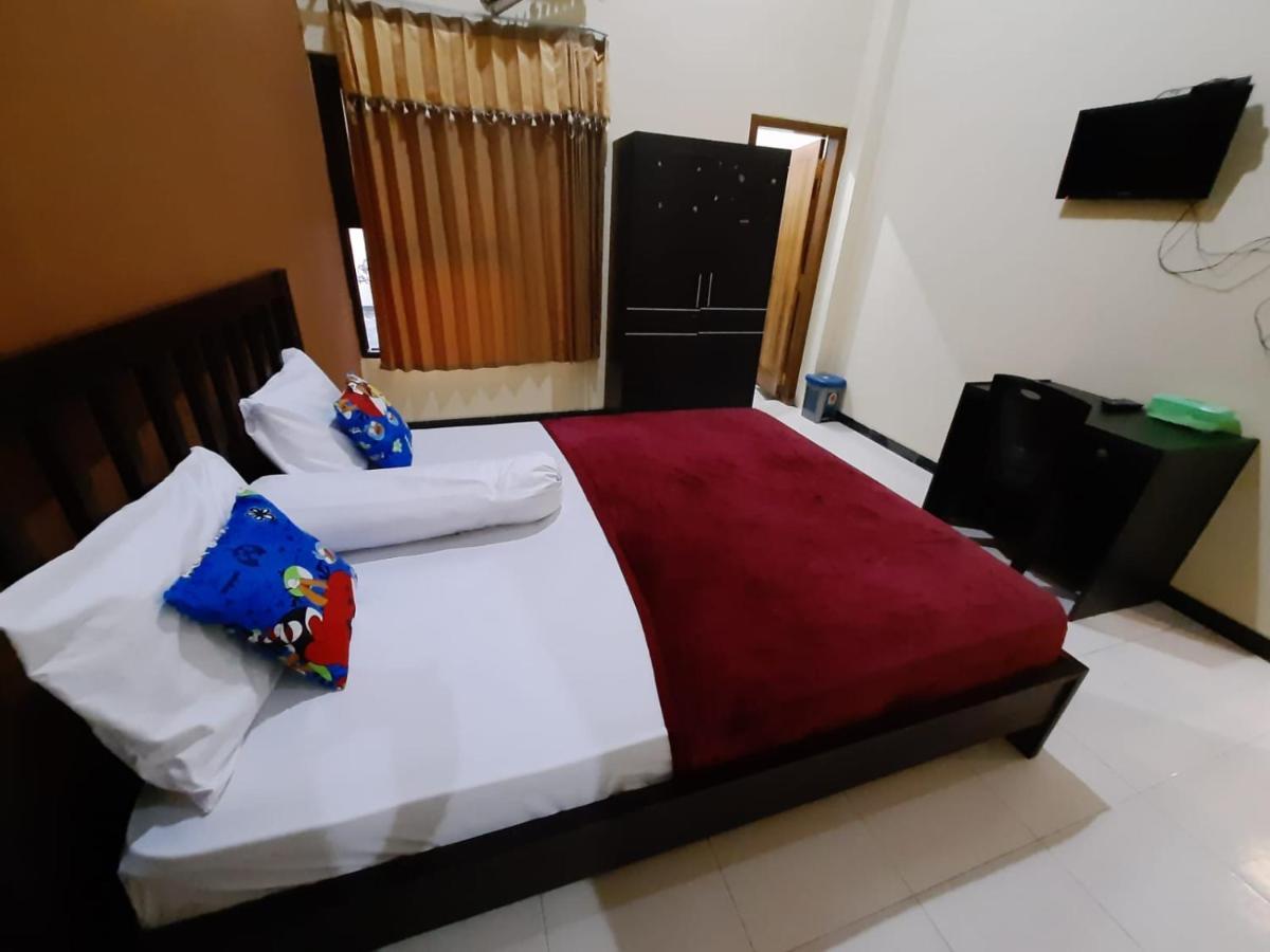 999 Khs 2 Homestay Gilimanuk Bagian luar foto