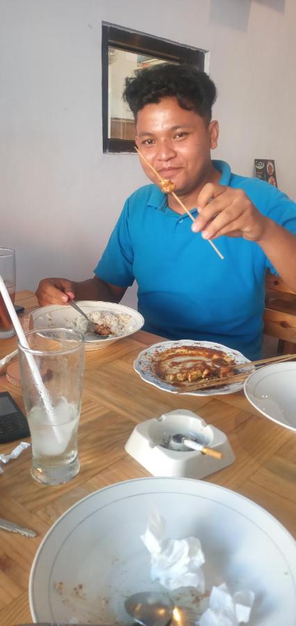 999 Khs 2 Homestay Gilimanuk Bagian luar foto