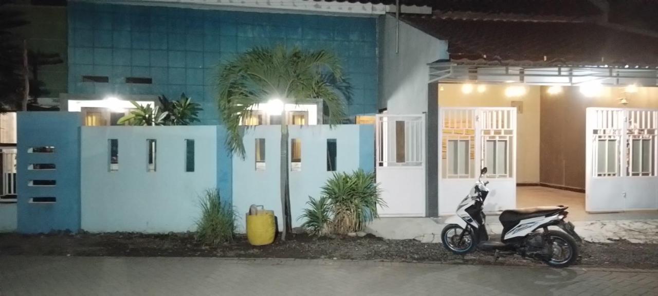 999 Khs 2 Homestay Gilimanuk Bagian luar foto