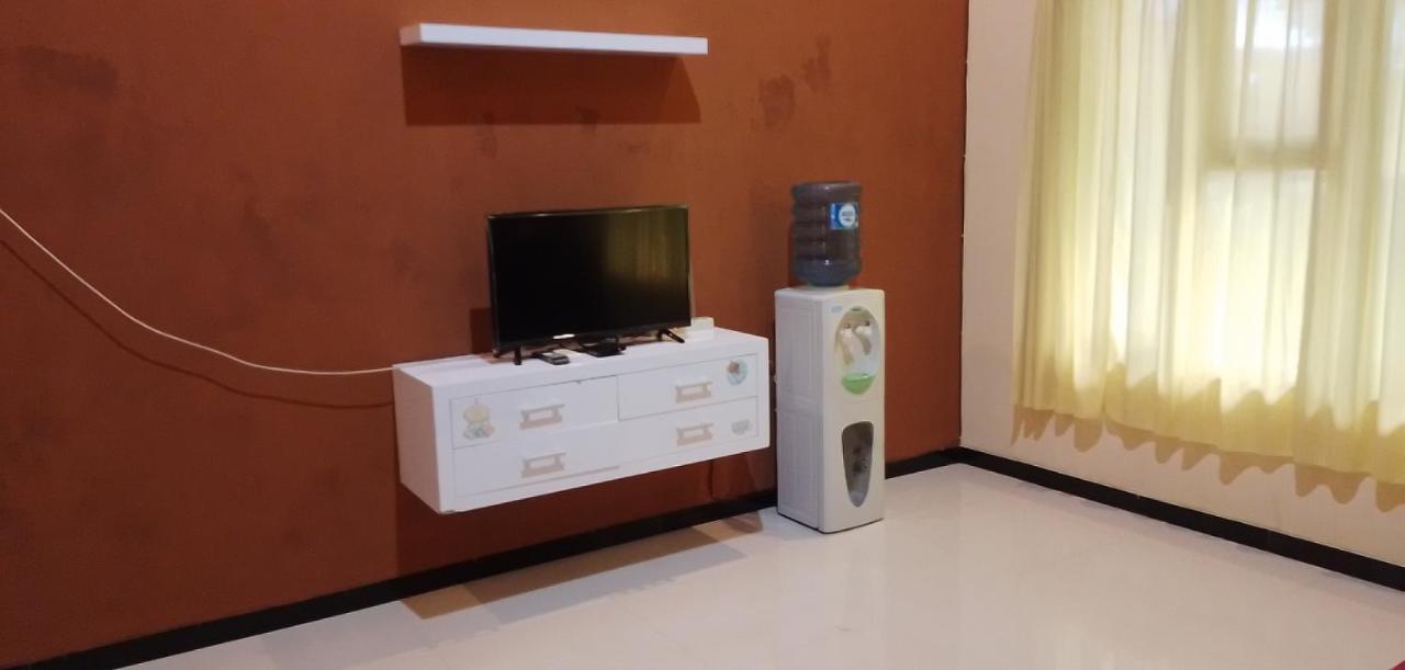999 Khs 2 Homestay Gilimanuk Bagian luar foto