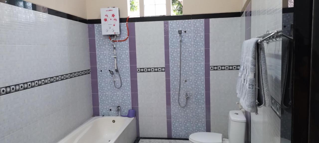 999 Khs 2 Homestay Gilimanuk Bagian luar foto